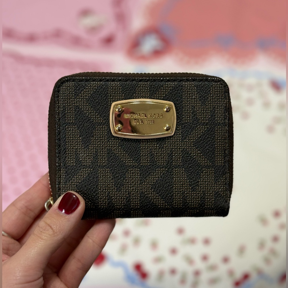 Michael Kors Saffiano Small Brown Leather Wallet